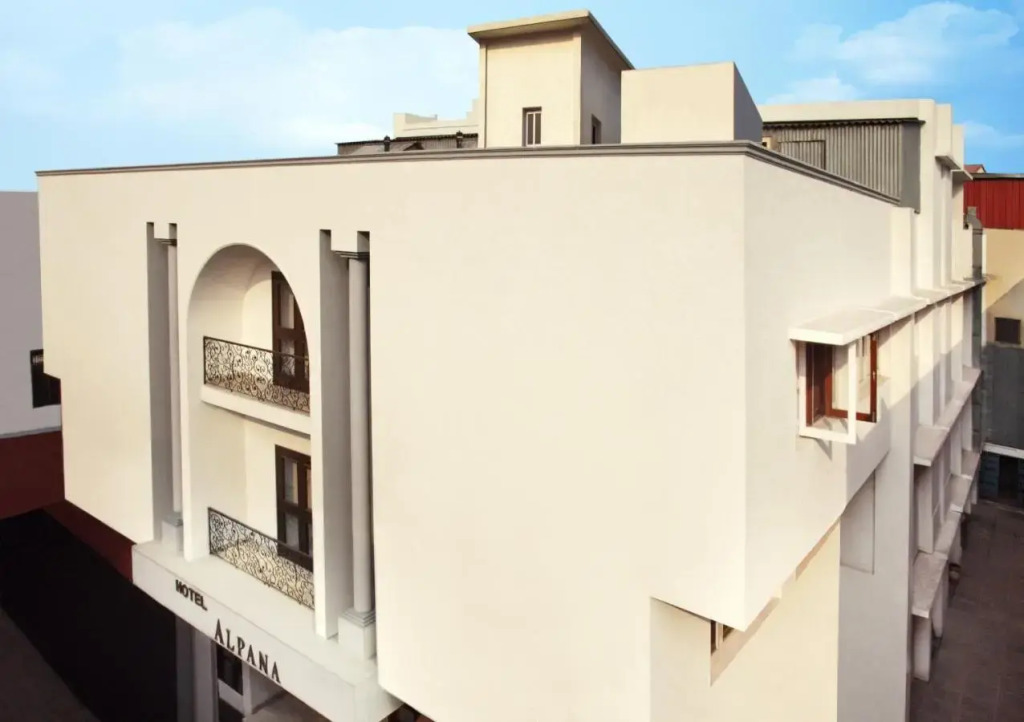 Харидвар: Hotel Alpana @ Har ki Pauri Road