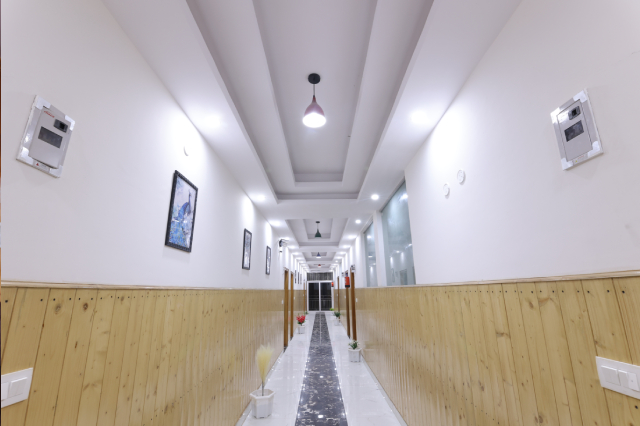Газиабад: The Bel-Mount Hotel