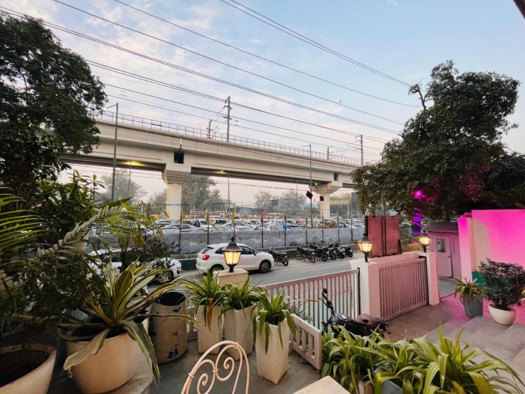 Газиабад: Qotel Hotel AT Residency Kaushambi