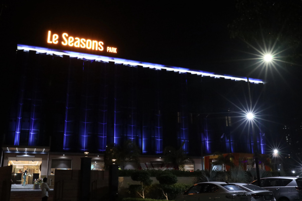 Большая Нойда: Hotel Le Seasons Park