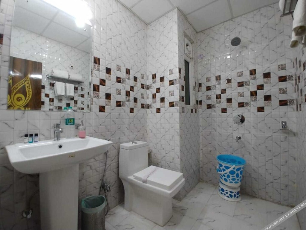 Большая Нойда: Dwelling residency
