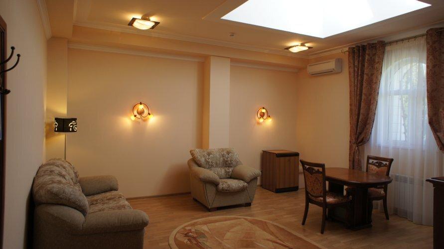 Алушта: Villa Caprice