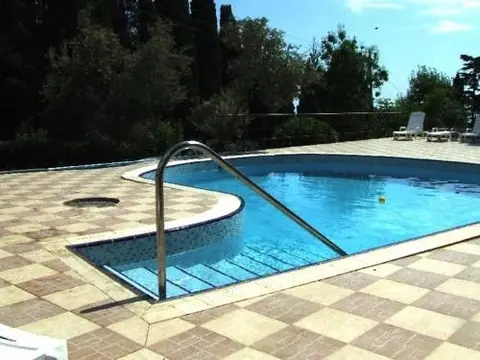 Алушта: Villa Caprice