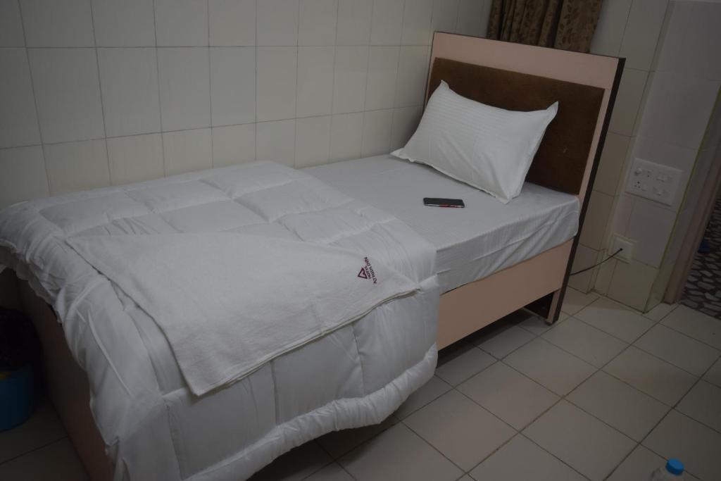 Гунтур: Athidhi Inn Guntur