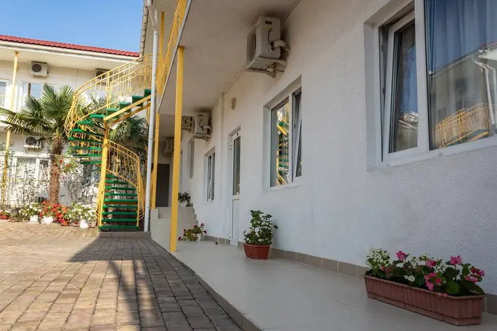 Алушта: Гостевой Дом Эмма