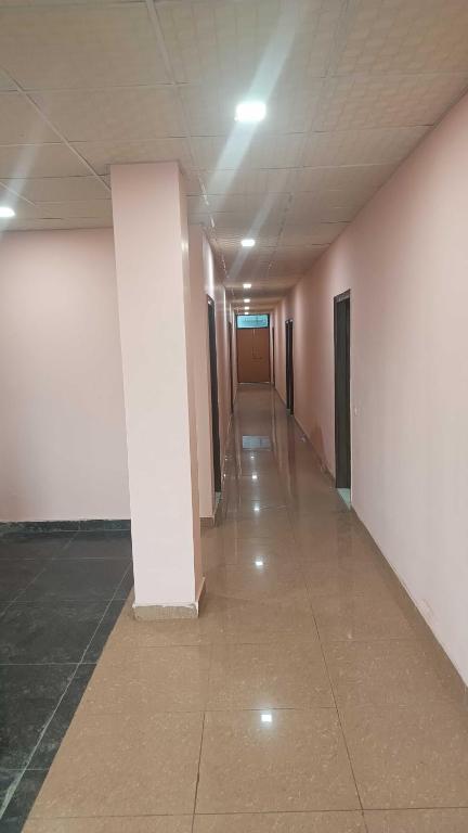 Нойда: Oyo Hotel 701255 Hotel Noida Park