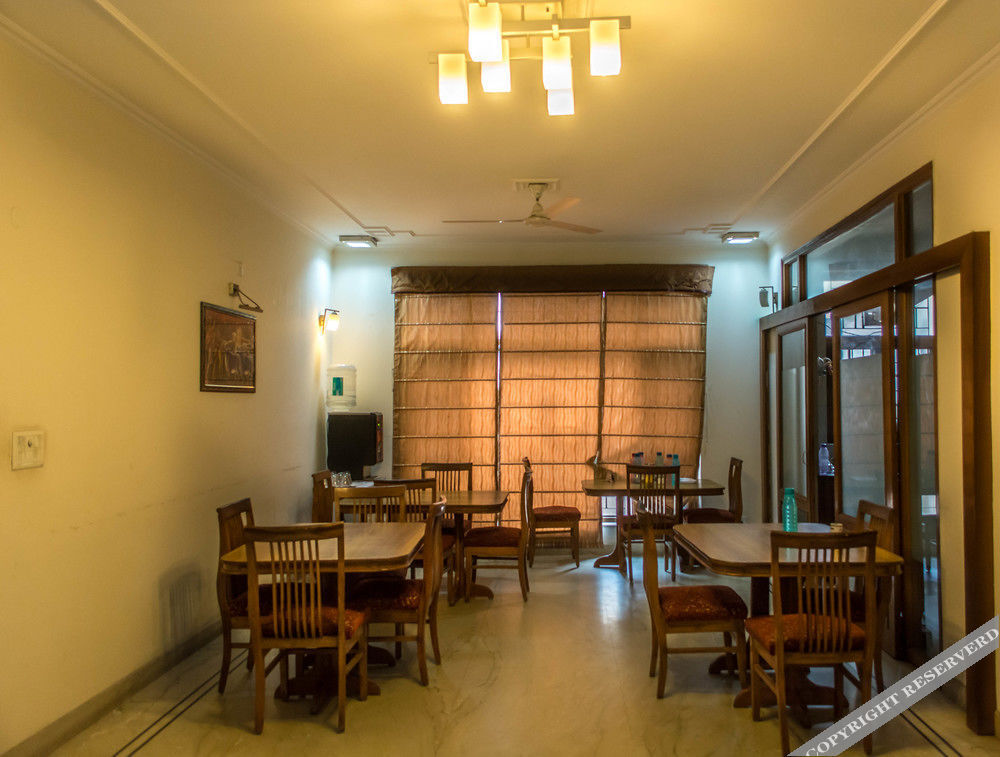 Большая Нойда: OYO Rooms Greater Noida Delta-3