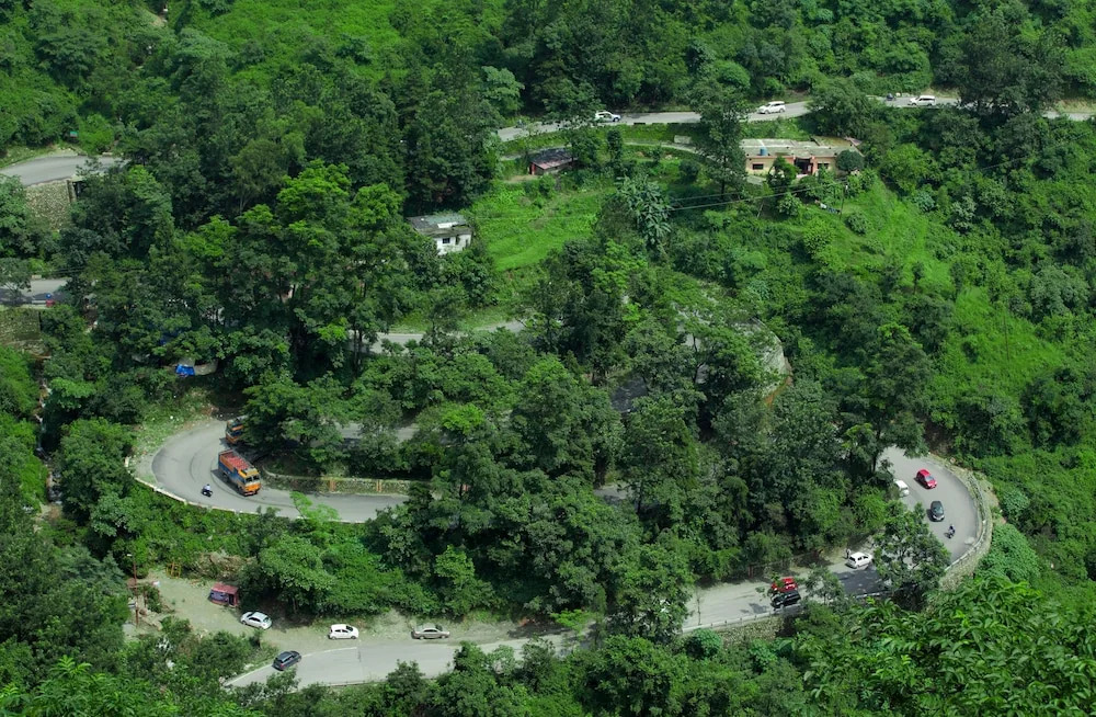 Массури: Mussoorie - Dancing Leaves, A Sterling Holidays Resort