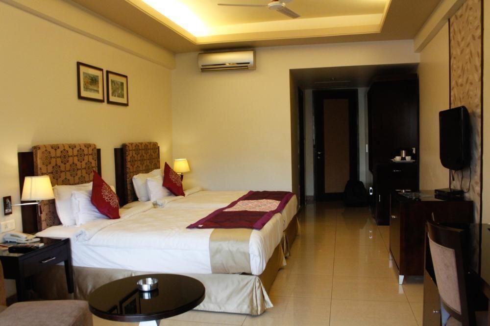 Каттак: OYO Premium Ring Road Cuttack