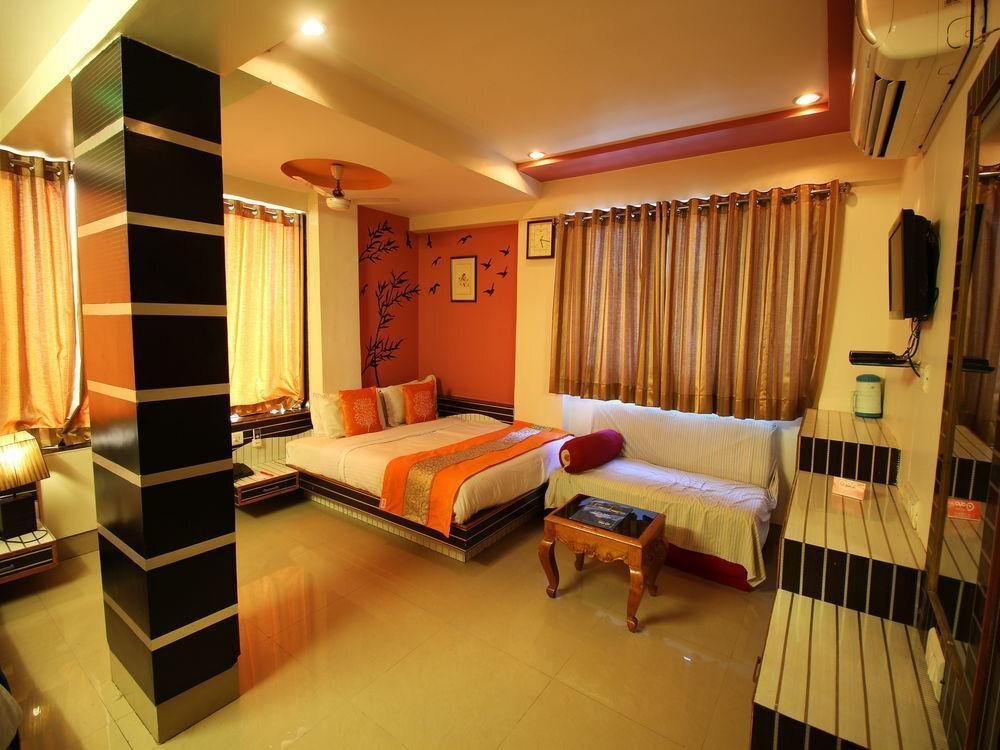 Ахмедабад: OYO Rooms Sola SG Highway 2