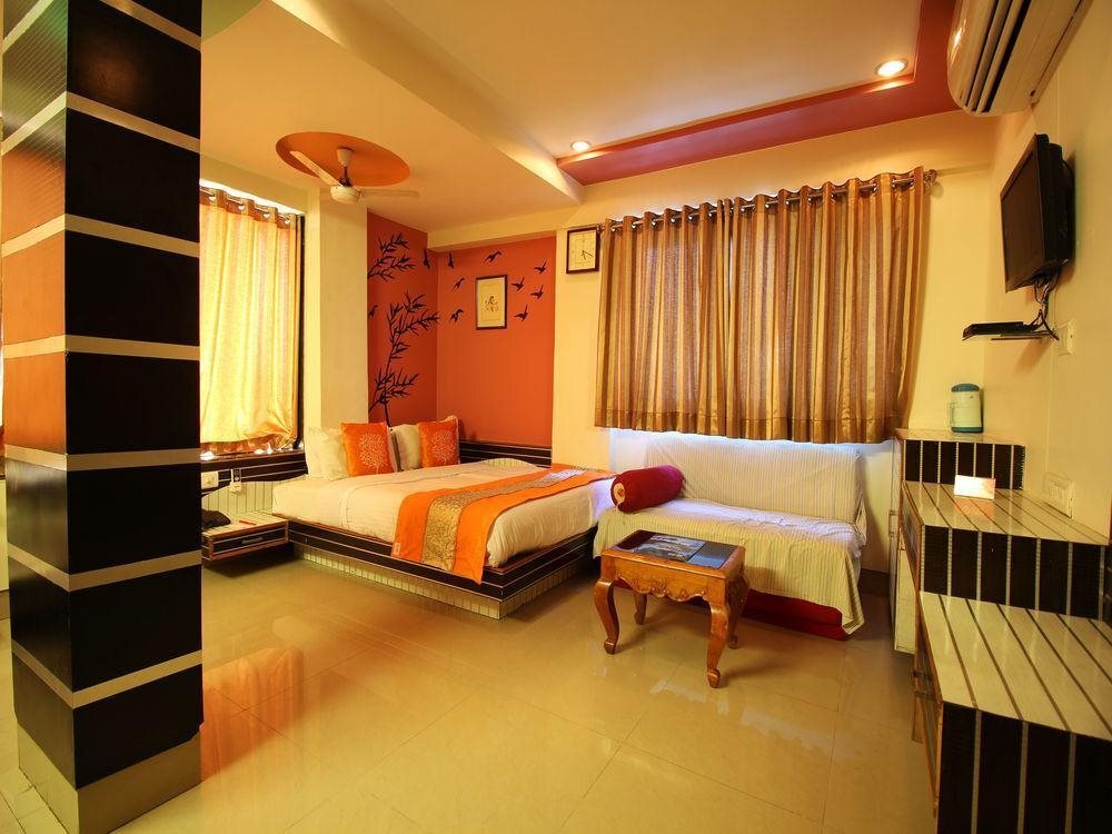 Ахмедабад: OYO Rooms Sola SG Highway 2