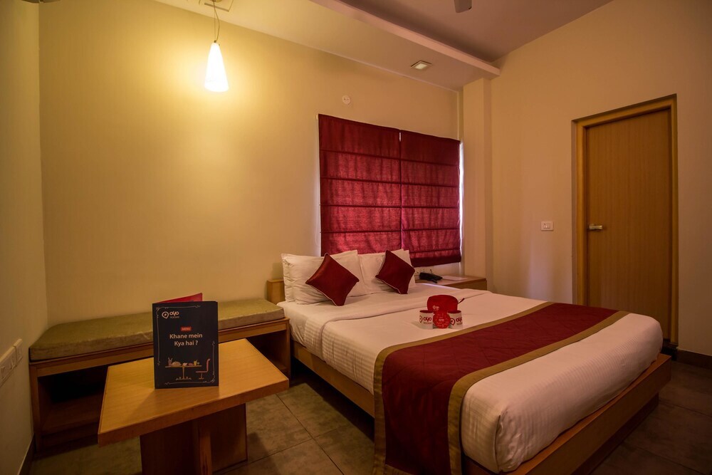 Висакхапатнам: OYO Apartments RK Beach Road