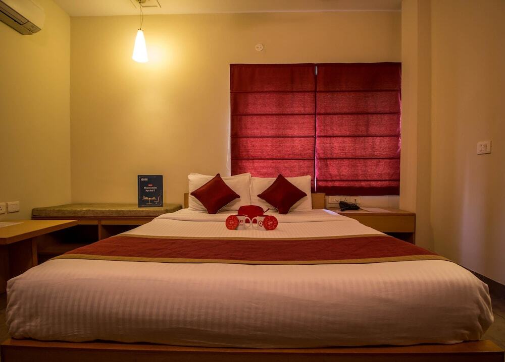 Висакхапатнам: OYO Apartments RK Beach Road