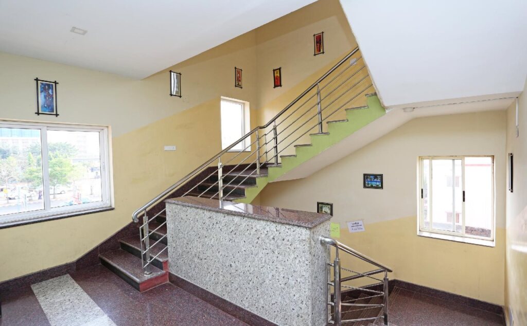Бхубанешвар: OYO Rooms Sum Hospital