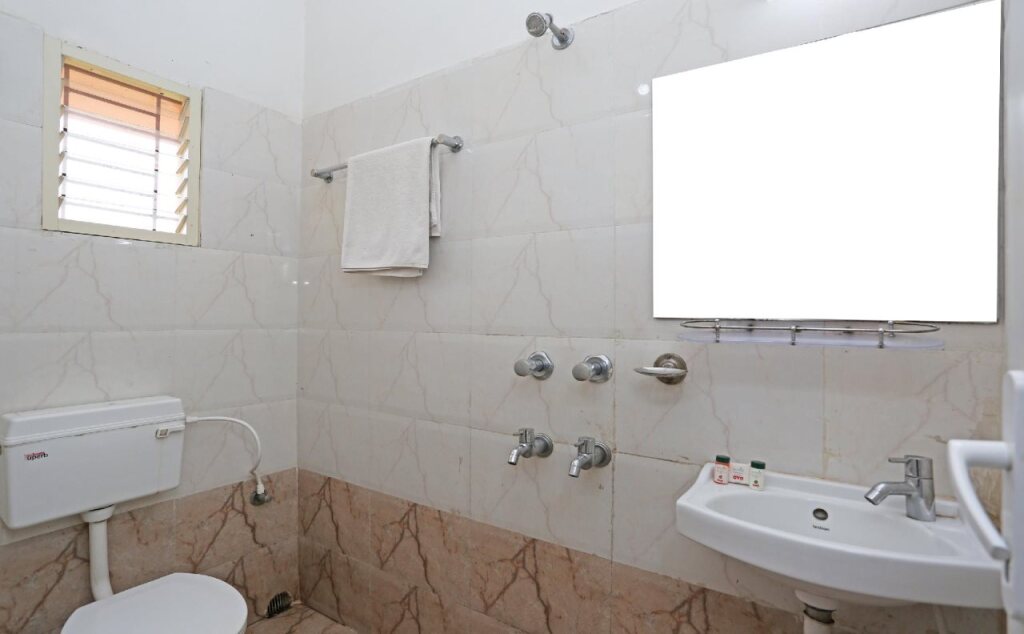 Бхубанешвар: OYO Rooms Sum Hospital