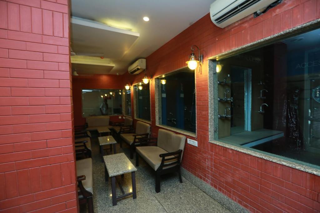 Канпур: Oyo Rooms 80 Feet Road