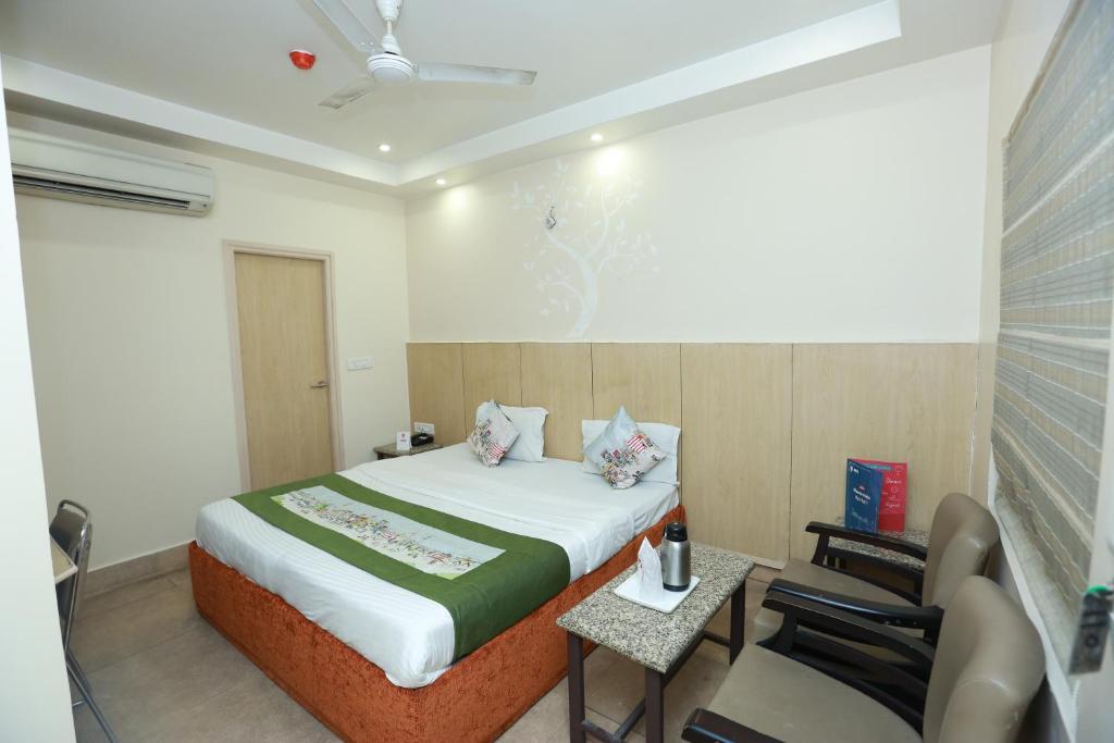 Канпур: Oyo Rooms 80 Feet Road