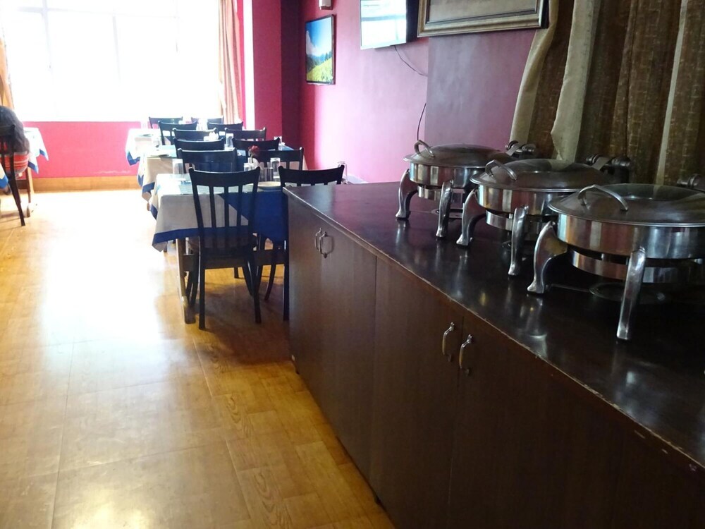 Дарджилинг: Oyo Rooms Cooch Behar Road