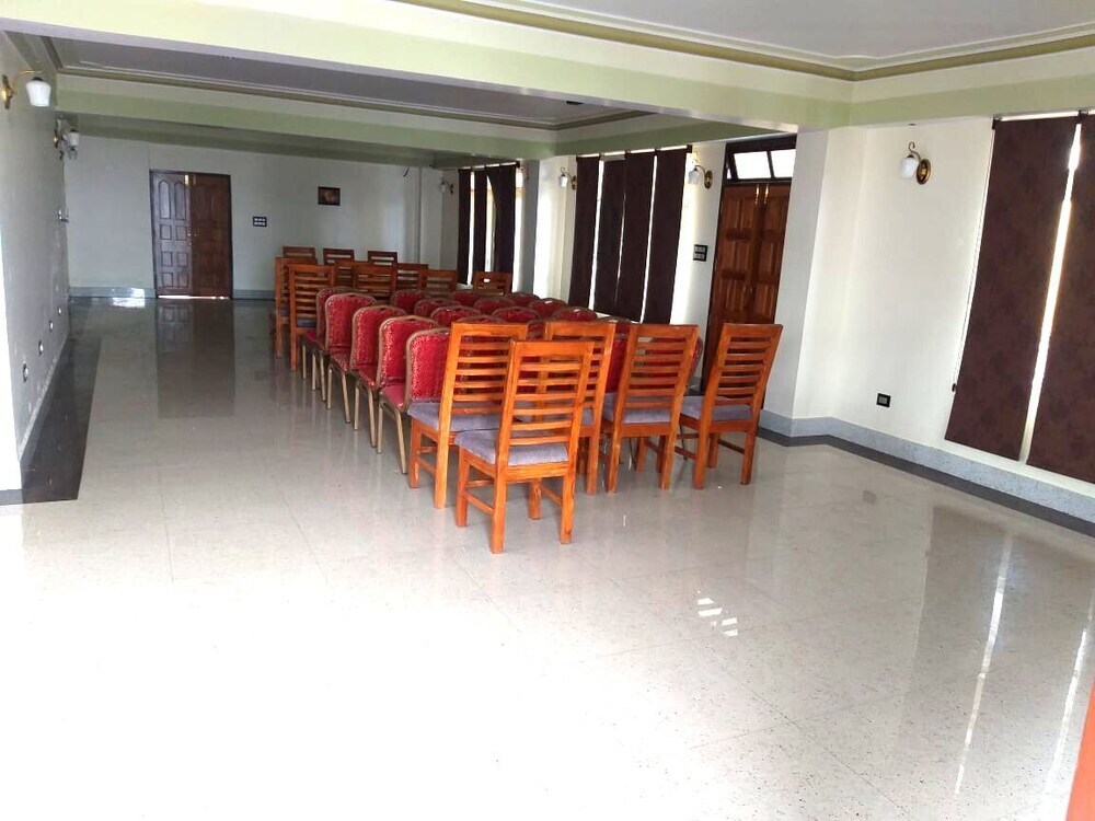 Дарджилинг: Oyo Rooms Cooch Behar Road