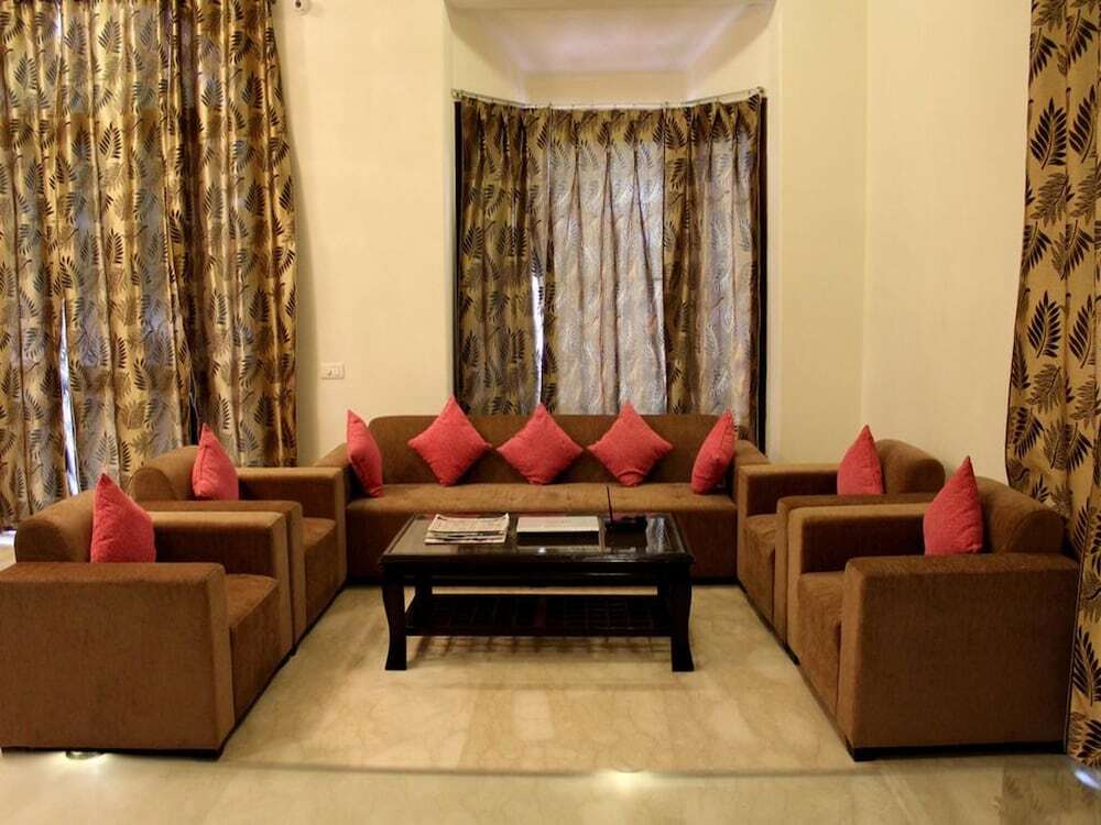 Нойда: Oyo Rooms Noida Sector 43
