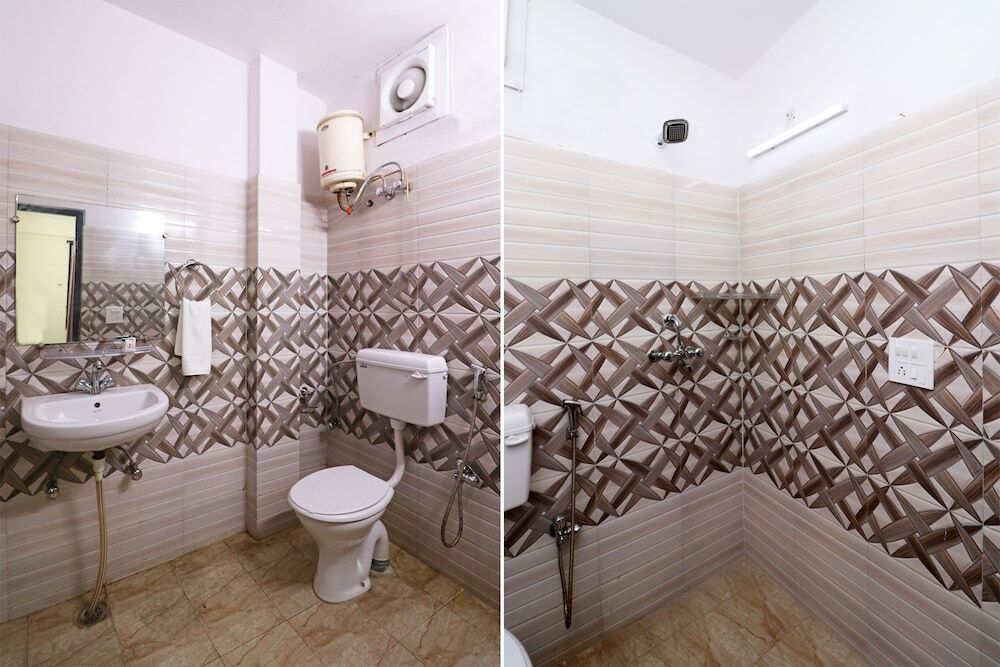 Нойда: Oyo 10663 Triage Home Stay