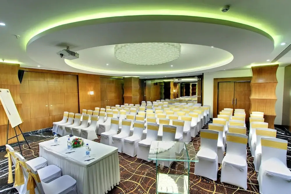 Бангалор: Comfort Inn Insys