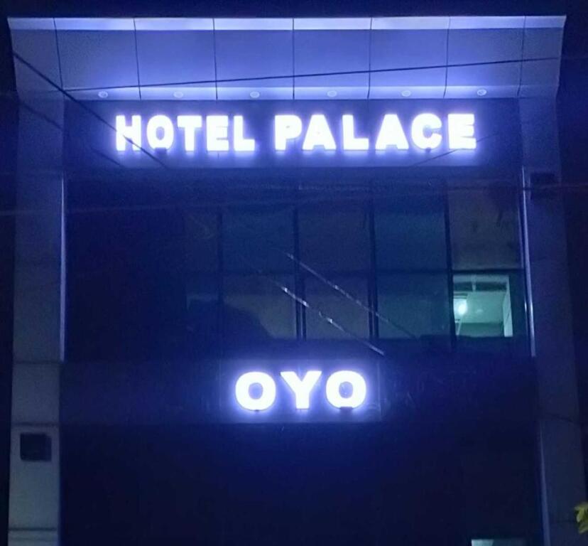 Чархи Дадри: OYO 703186 Palace Hotel