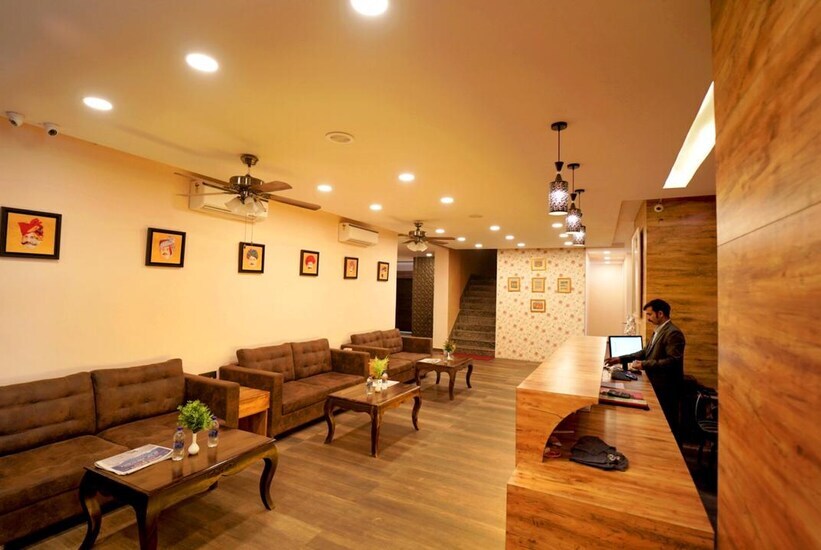 Читторгарх: Hotel Padmavati Fort View