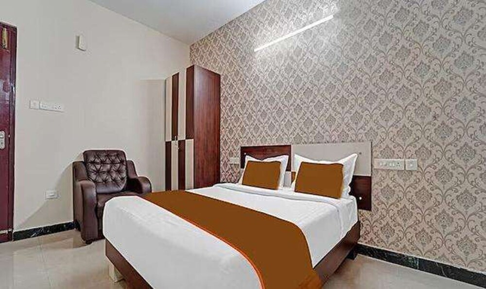 Коимбатур: Fabhotel Grand Castle