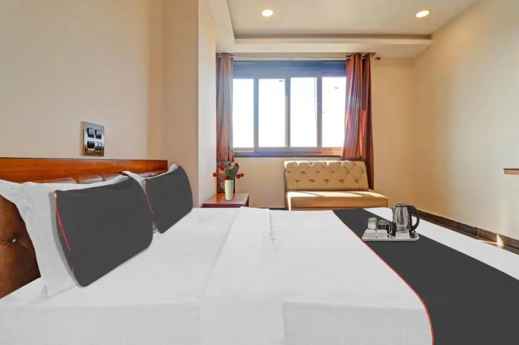 Дехрадун: OYO 703086 Hotel Shri Rooms & Restaurant