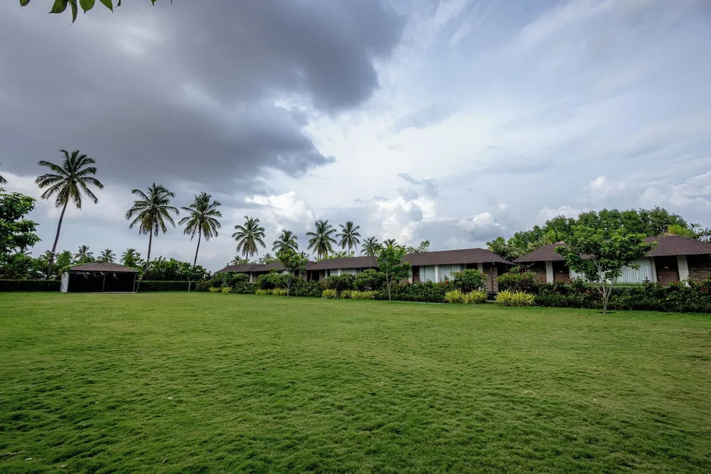 Chikkajala: Veerdency Luxury Resort