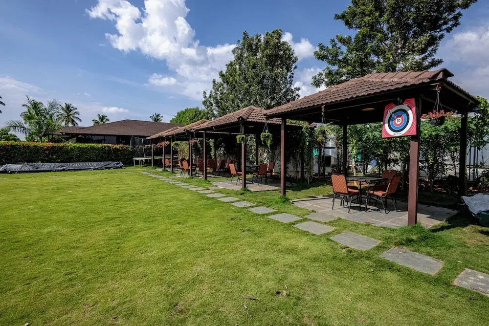 Chikkajala: Veerdency Luxury Resort