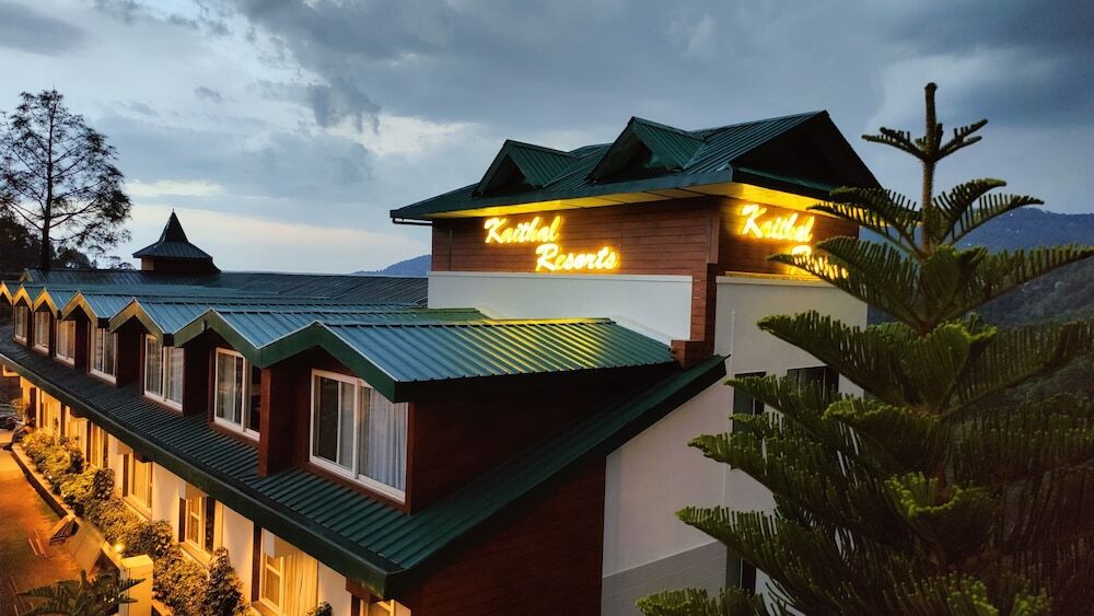 Дхарампур: Kaithal Resort - Kasauli