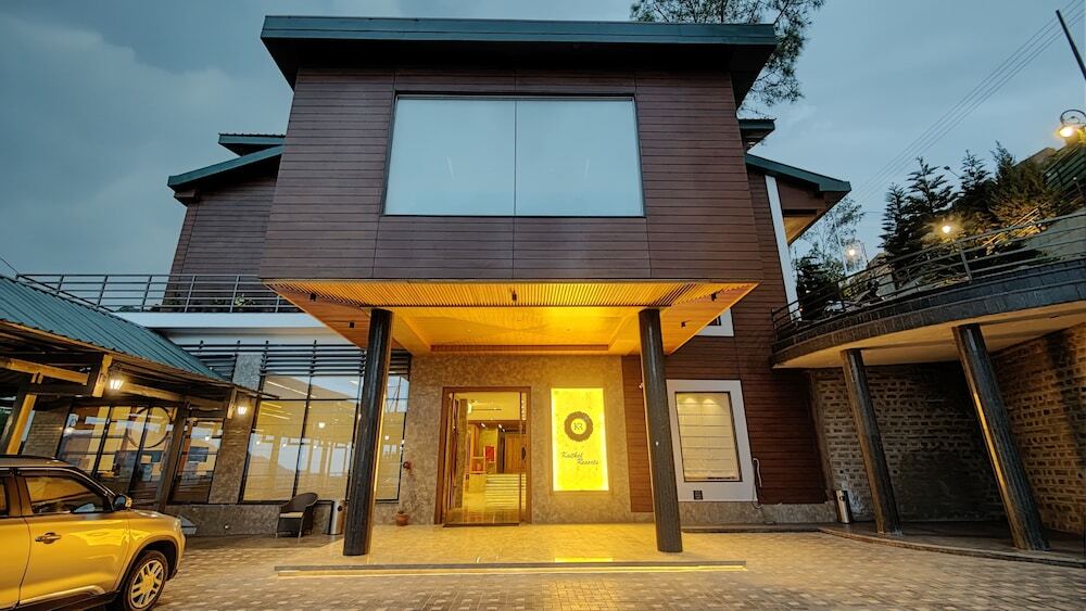 Дхарампур: Kaithal Resort - Kasauli