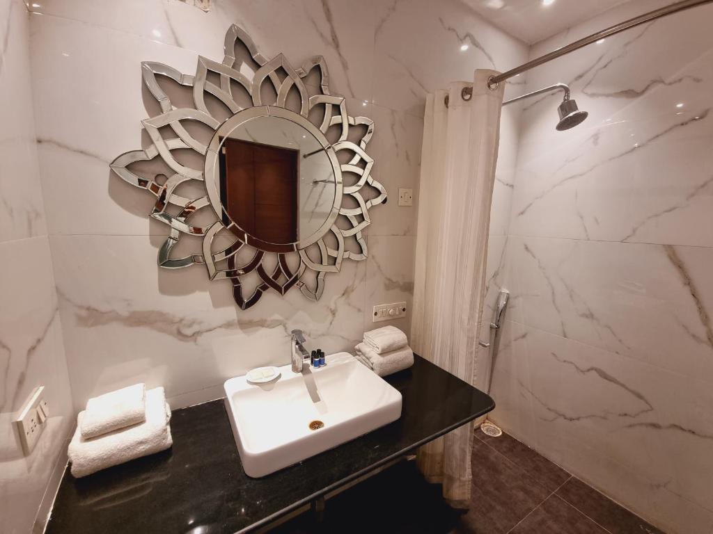 Dharuhera: Hotel SK PARK ROSELLA RESORTS & Spa