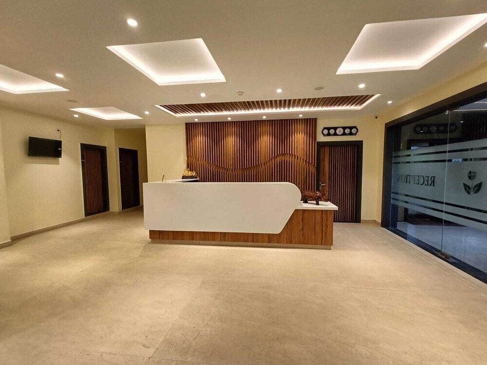 Дибругарх: Hotel Golden Orchid