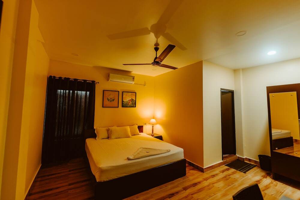 Дибругарх: Dibrugarh Tea Residency