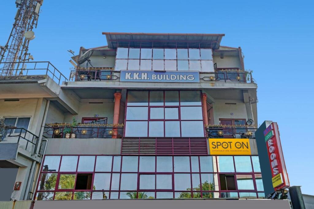Котамангалам: SPOT ON 807038 KKH Residency