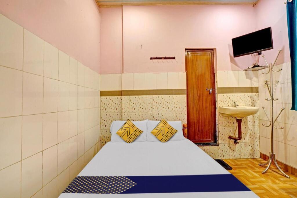 Котамангалам: SPOT ON 807038 KKH Residency