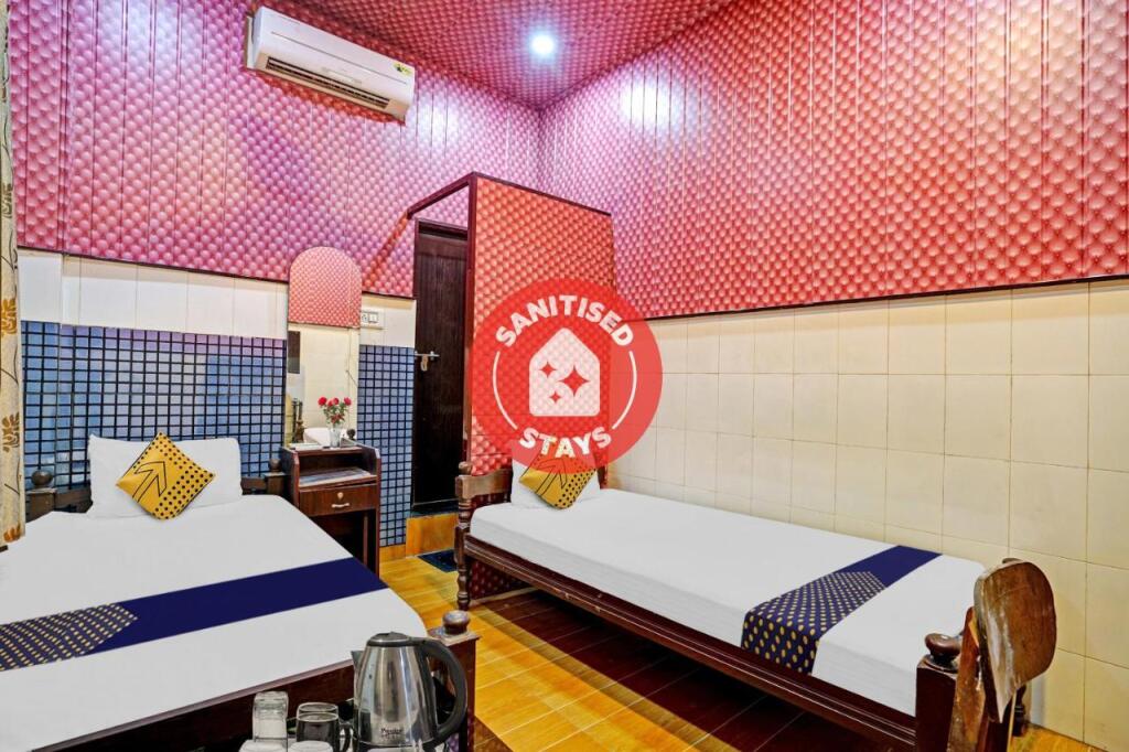 Котамангалам: SPOT ON 807038 KKH Residency