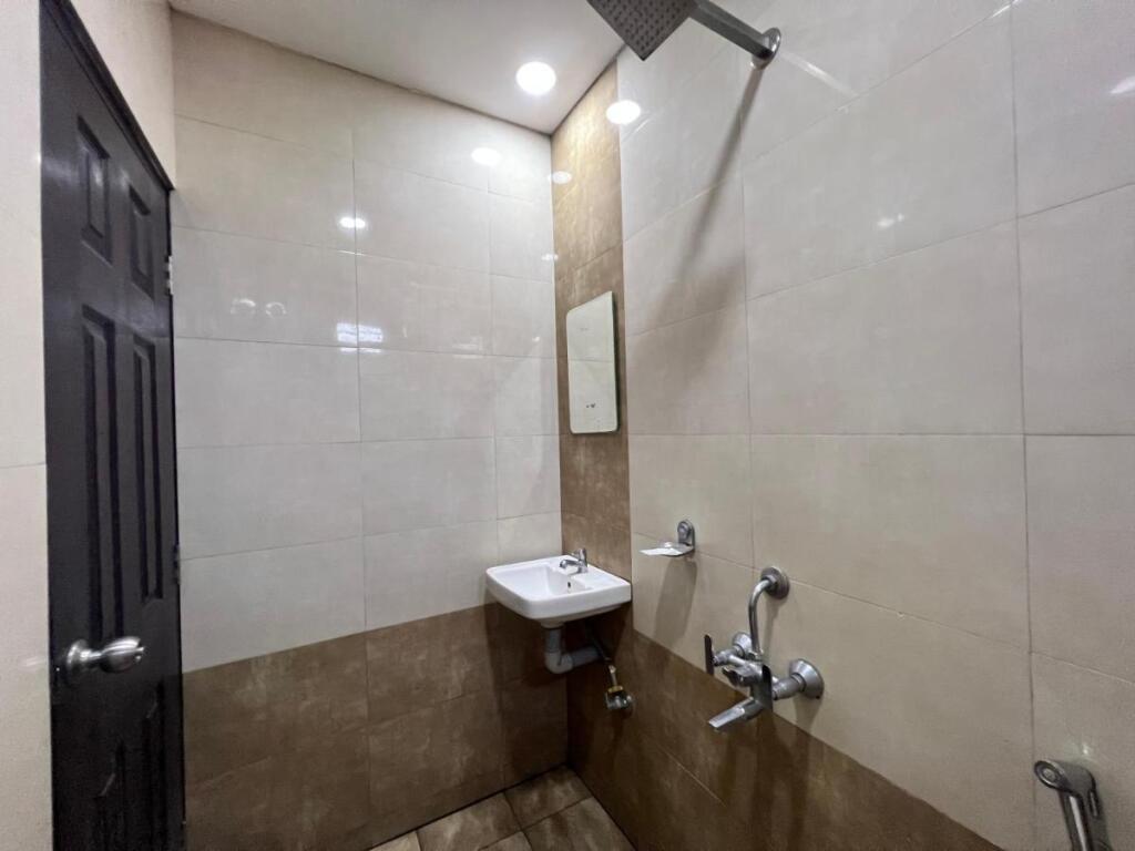 Вайпин: Tcs Suites