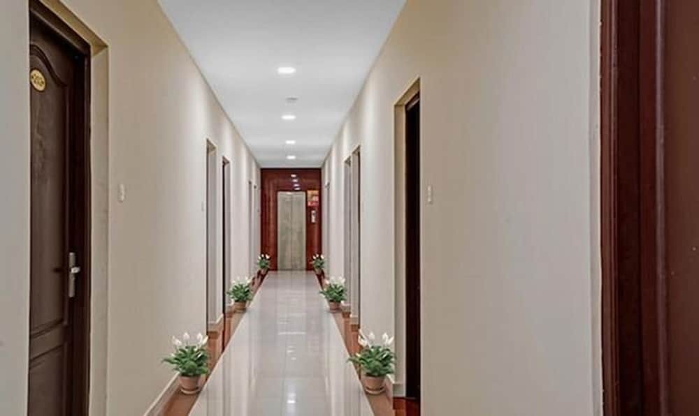 Эрамаллур: Fabhotel Central Inn Residency
