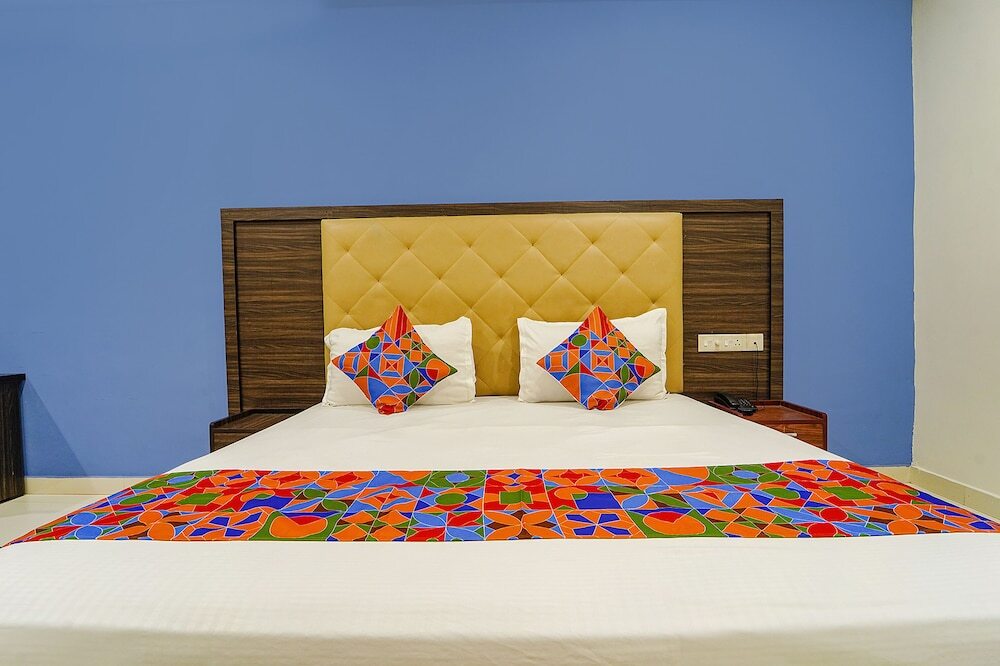 Эрамаллур: Fabhotel Central Inn Residency