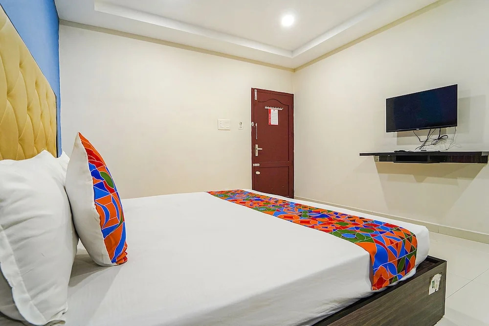 Эрамаллур: Fabhotel Central Inn Residency