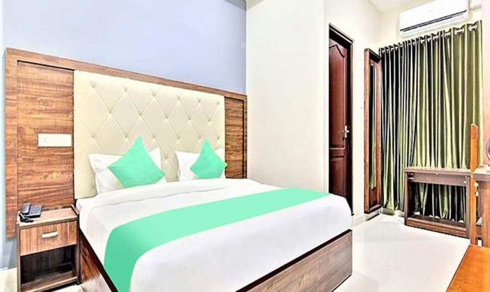 Эрамаллур: Fabhotel Central Inn Residency