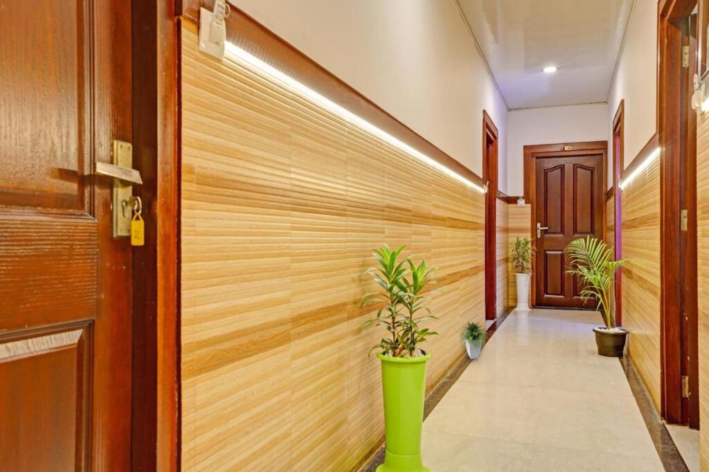 Flagship 701607 Mezban Grand Suites — фото 2
