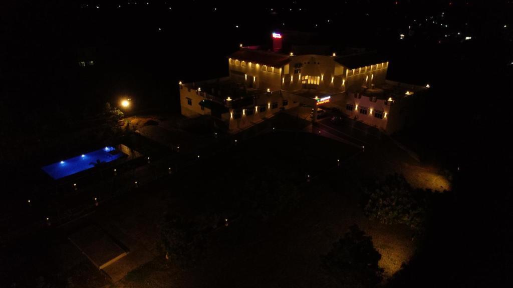 Eraniel: Hotel Rajeswari International