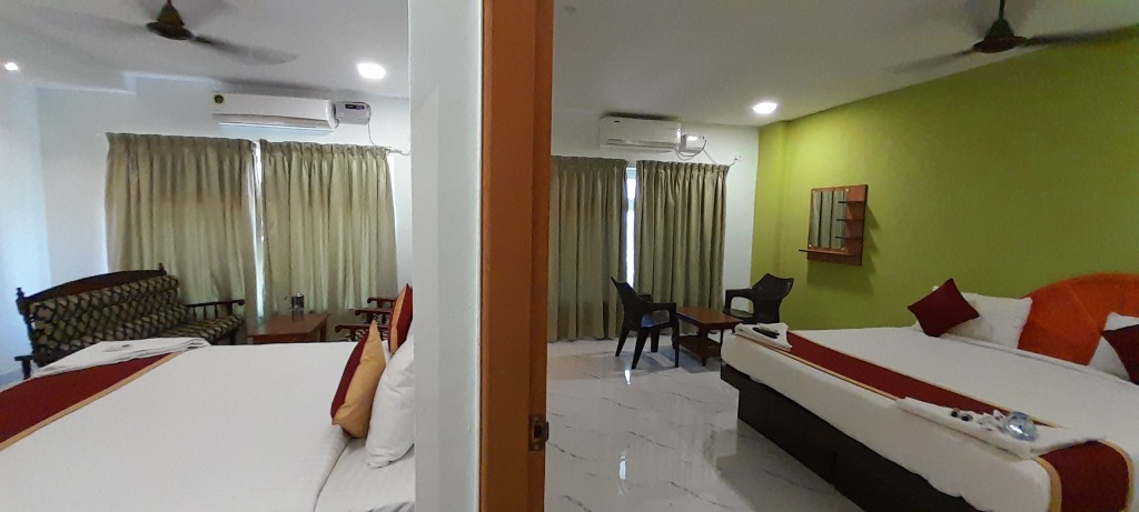 Eraniel: Hotel Rajeshwari International