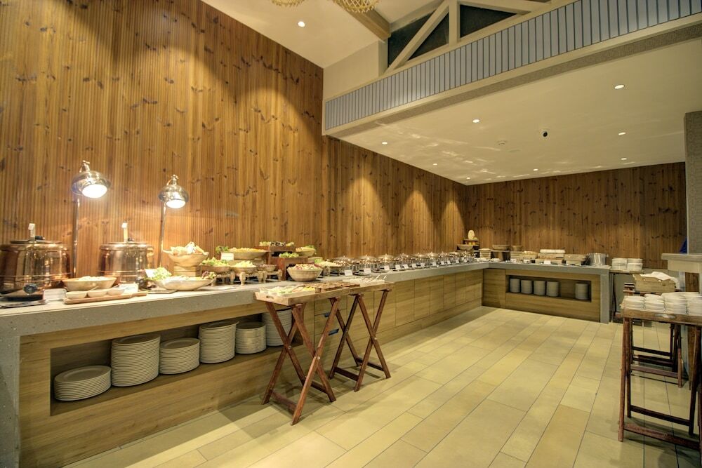 Файзабад: Cygnett Collection KK Hotel