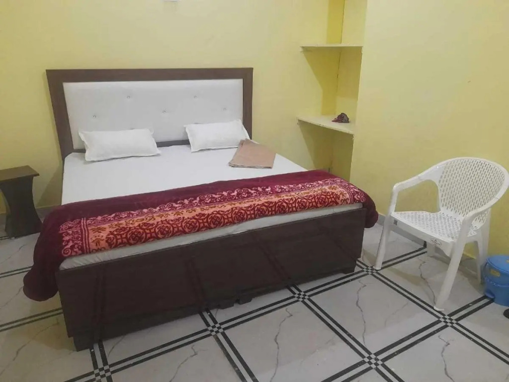 Garhmukteshwar: OYO 80531G Hotel Signature Inn